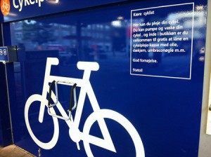 full_1317772761BikeStationCopenhagen